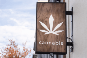 Cannabis Retailers & Dispensaries
